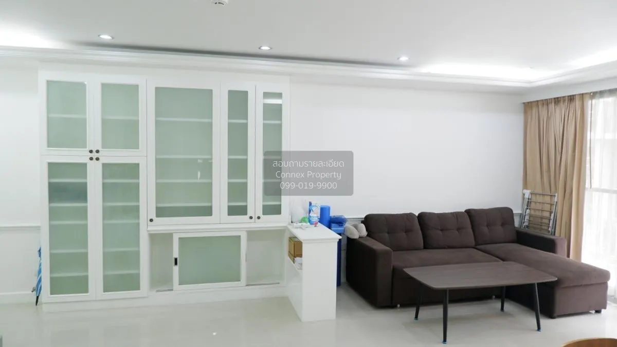 2 Bedroom condo in The Clover Thonglor Residence