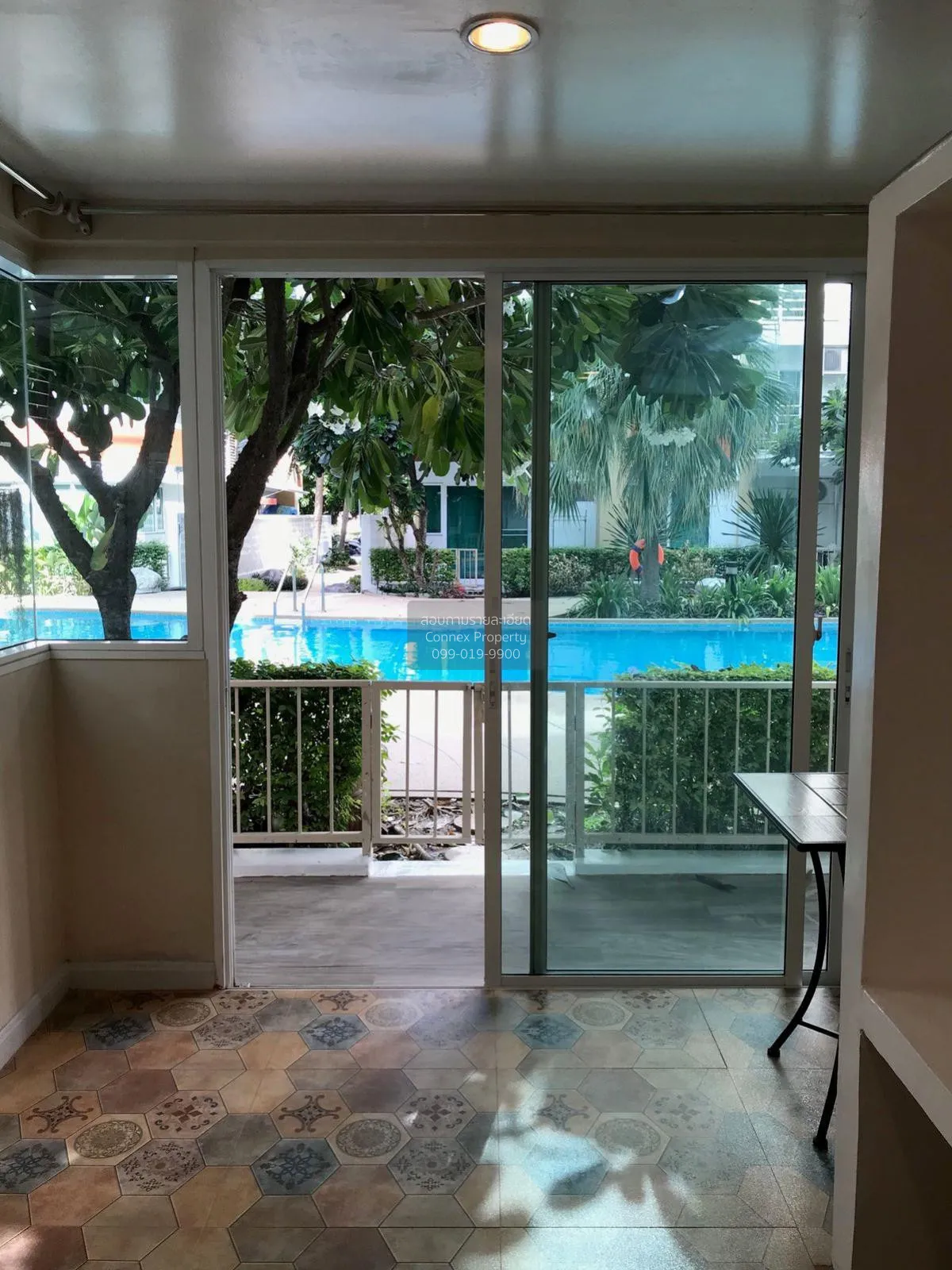 2 Bedroom condo in Metro Park Sathorn