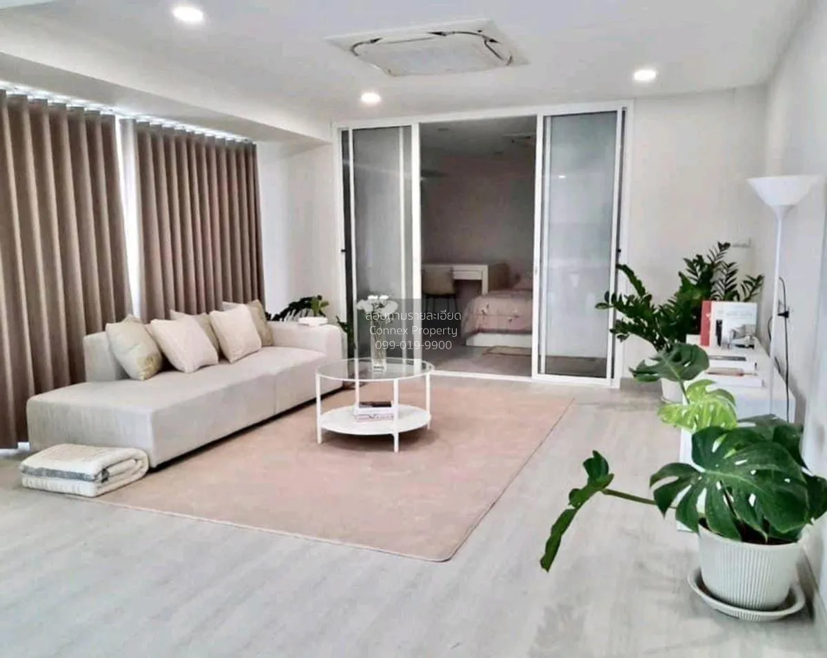 1 Bedroom condo in Waterford Royal Suites Senanikom