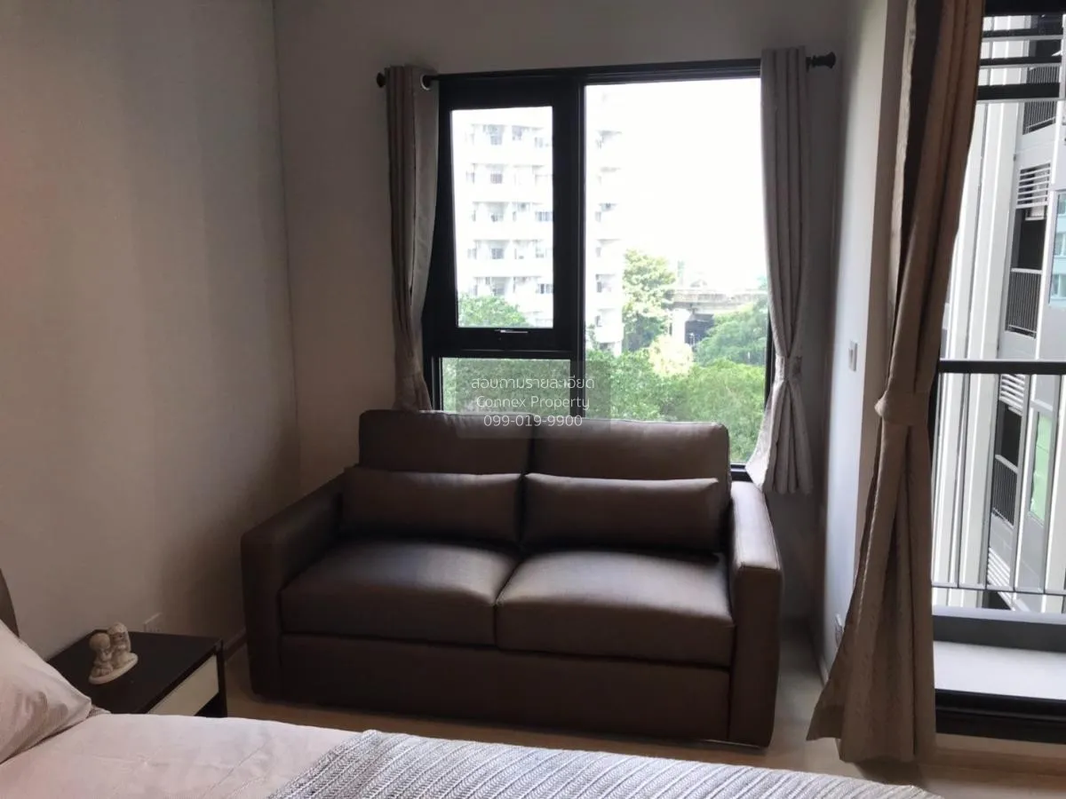 1 Bedroom condo in Life One Wireless