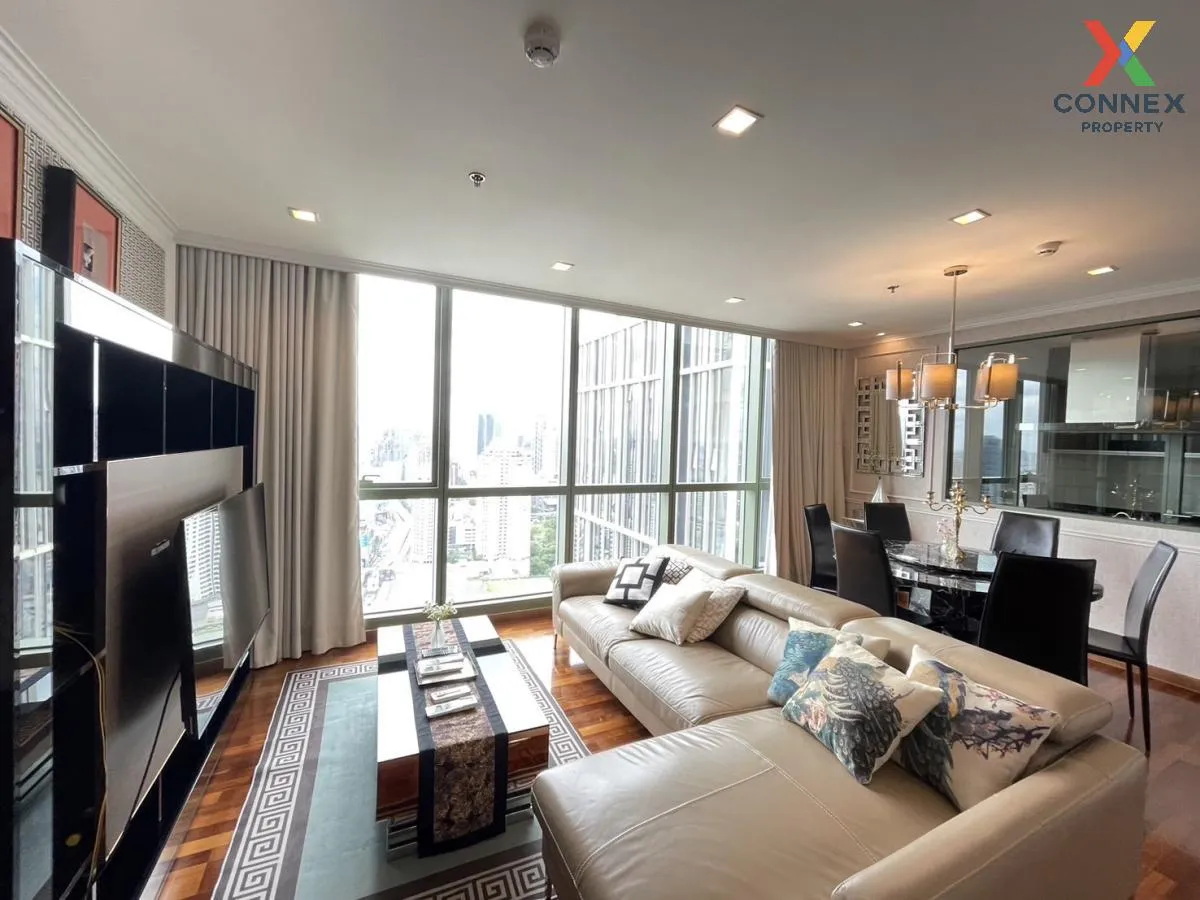 3 Bedroom condo in Wish Signature Midtown Siam