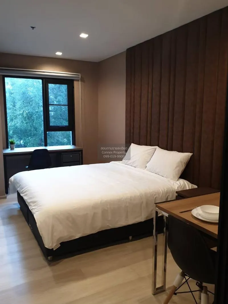 1 Bedroom condo in Life One Wireless