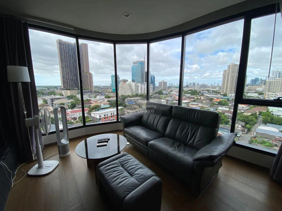 2 Bedroom condo in IDEO Q Sukhumvit 36