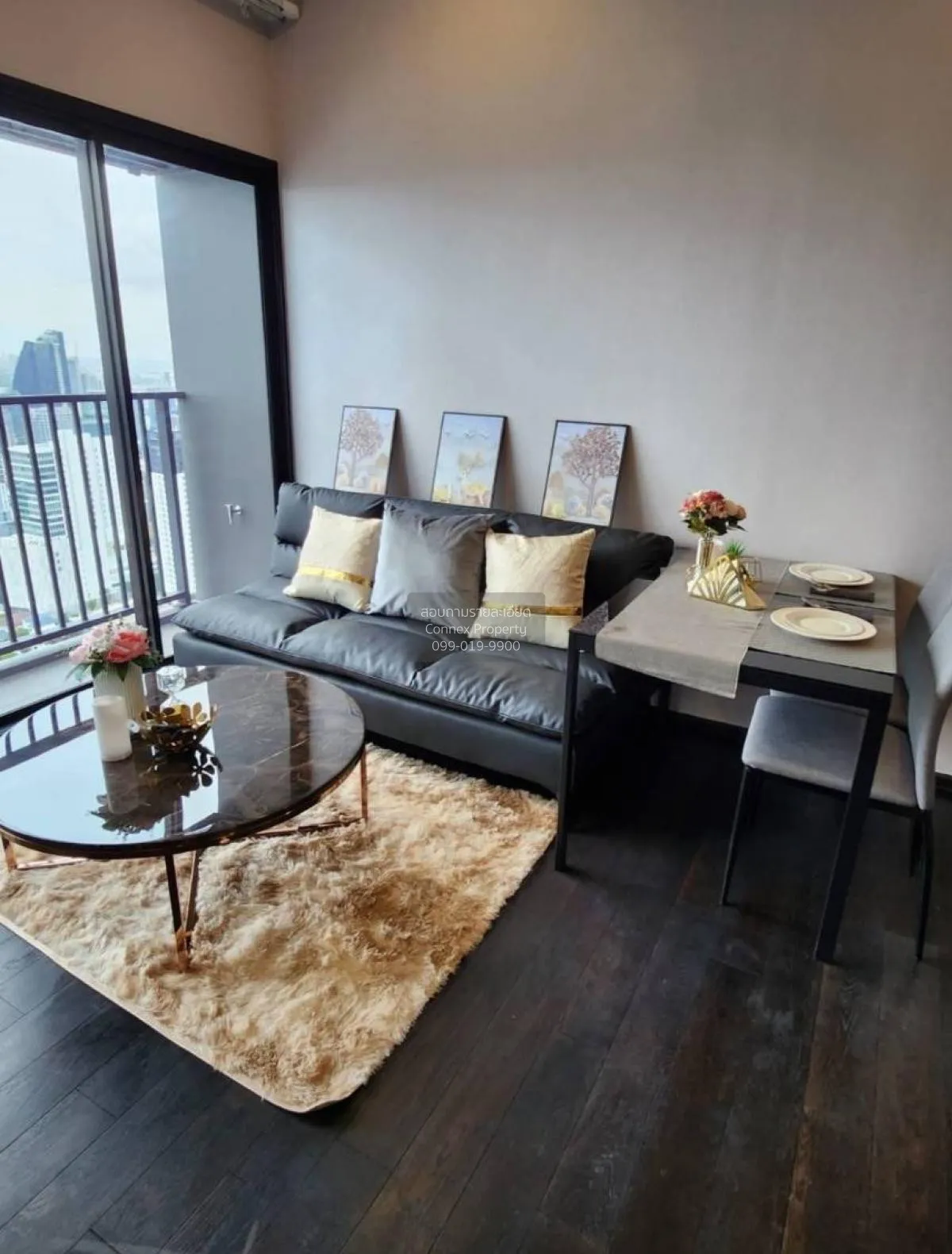 2 Bedroom condo in Park Origin Thonglor