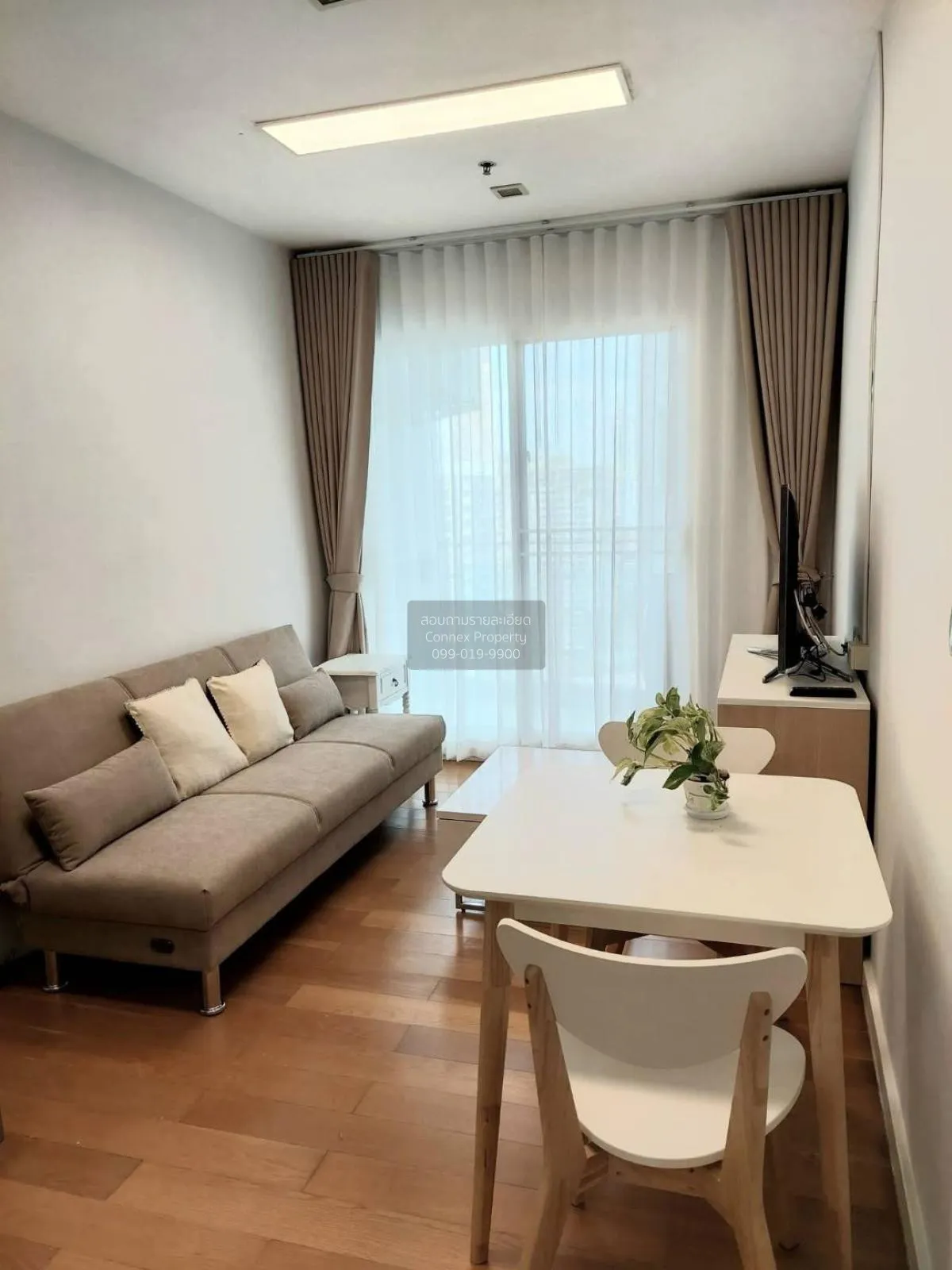 1 Bedroom condo in Condolette Ize Ratchathewi