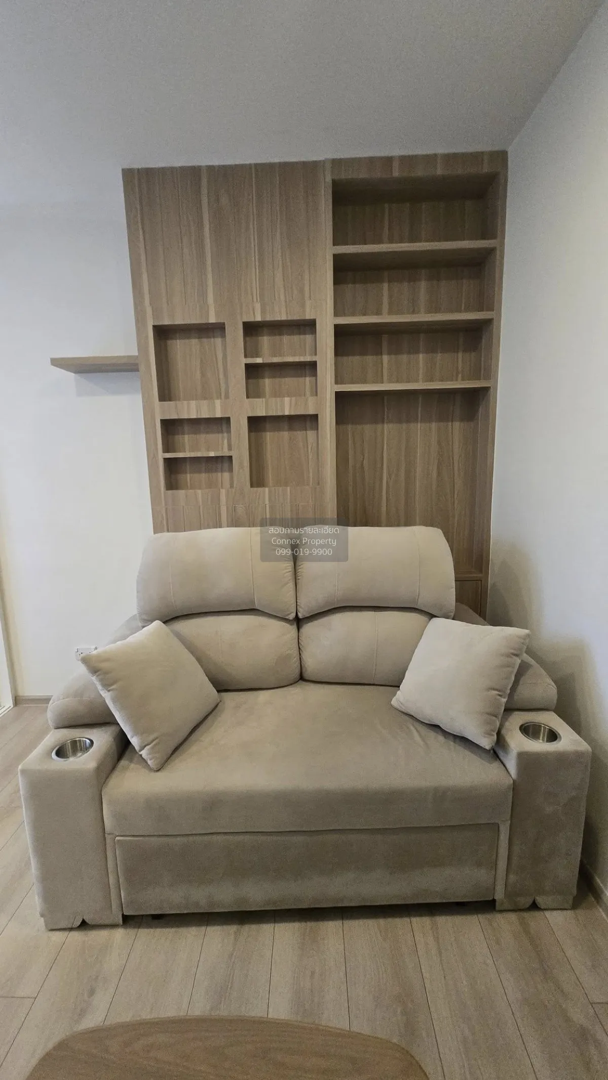 1 Bedroom condo in Chambers On-Nut Station