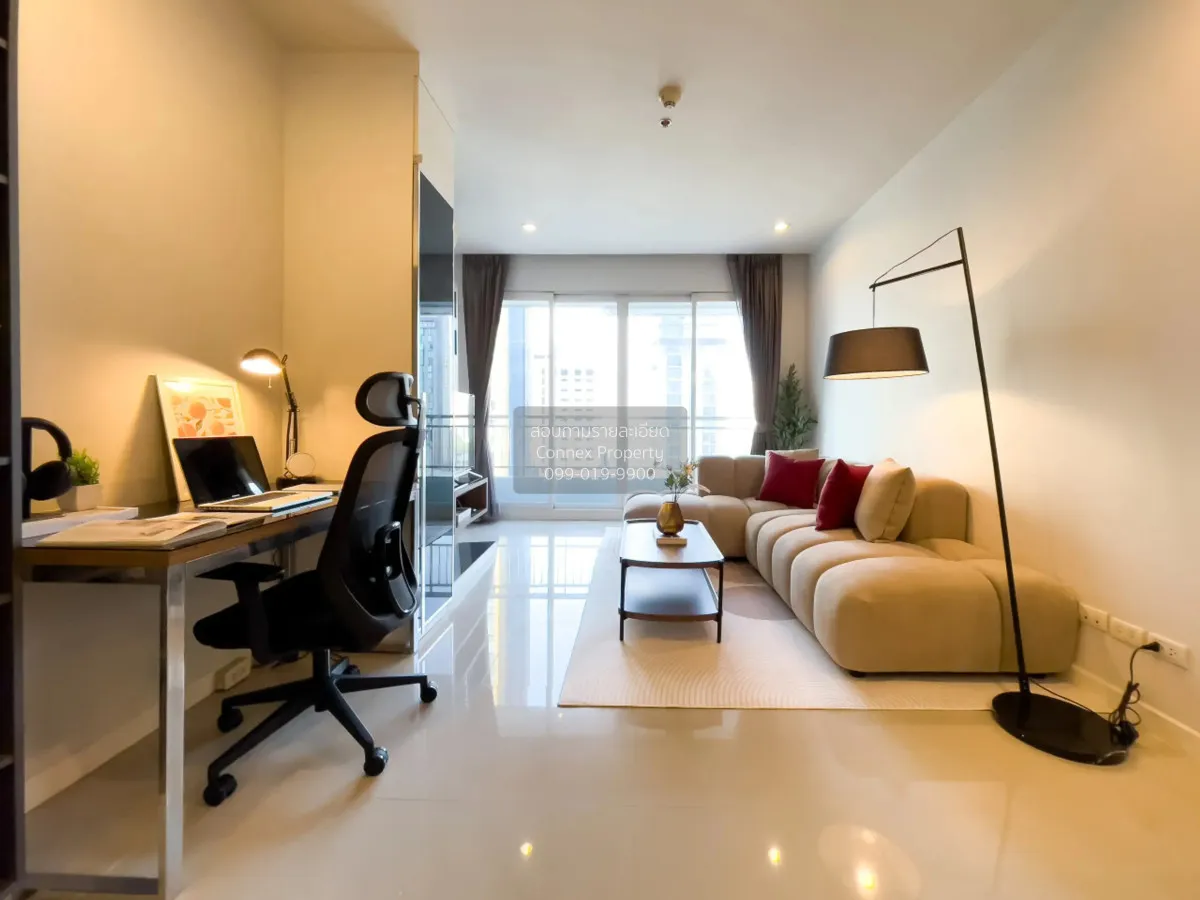 2 Bedroom condo in Circle Condominium