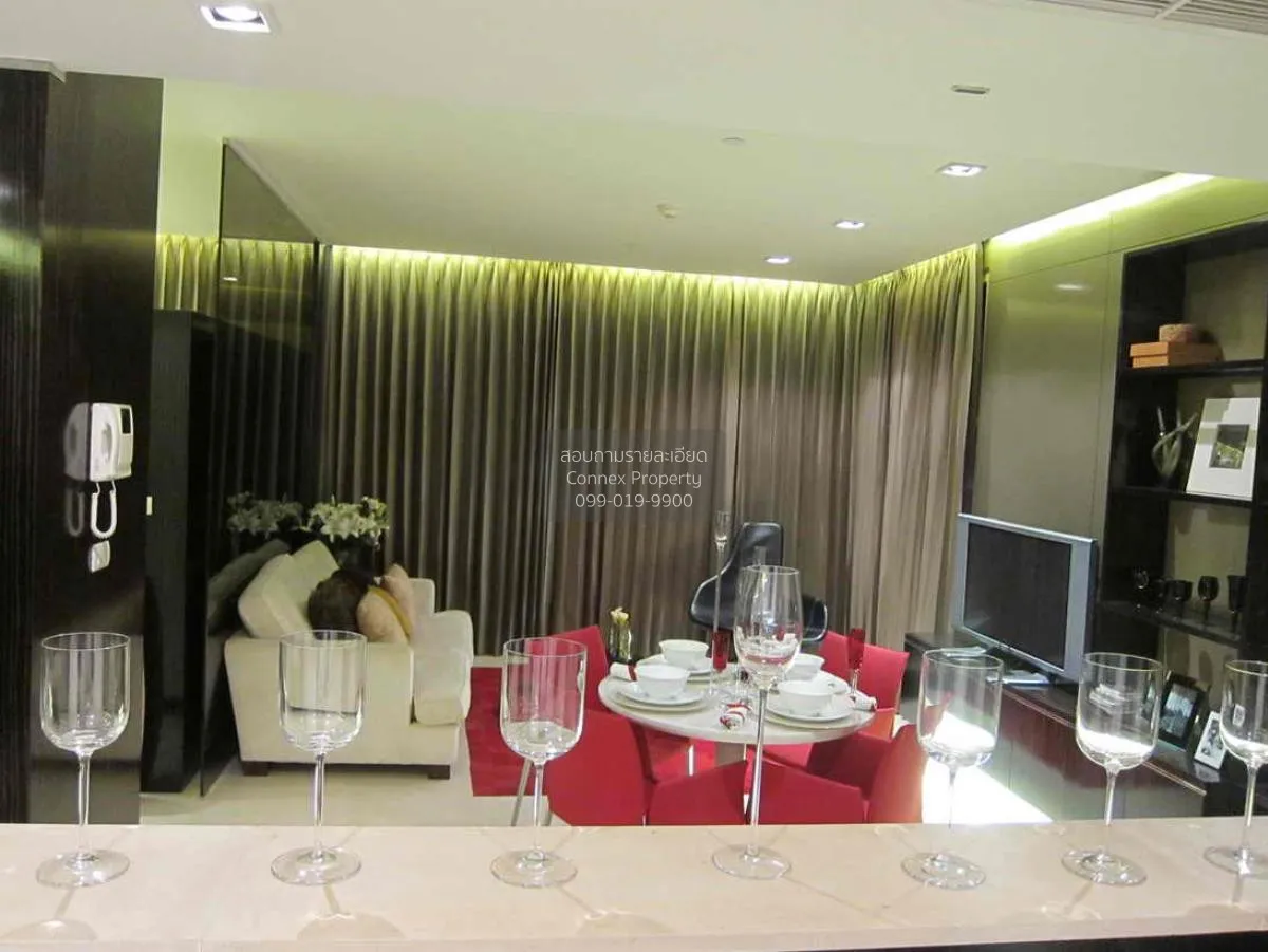 2 Bedroom condo in Manhattan Chidlom