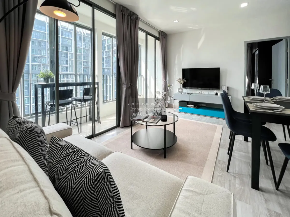 2 Bedroom condo in IDEO MOBI Sukhumvit 81