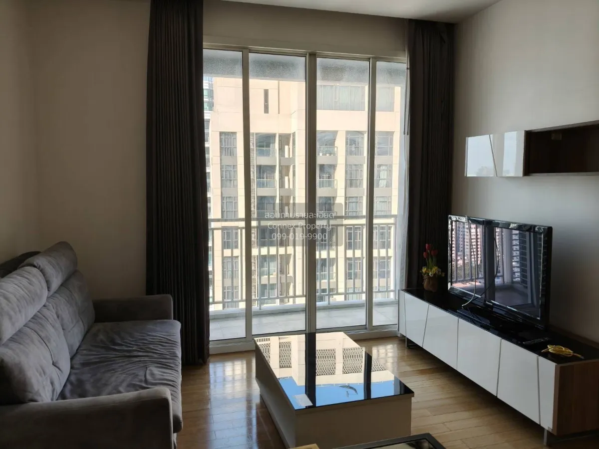 1 Bedroom condo in 39 by Sansiri