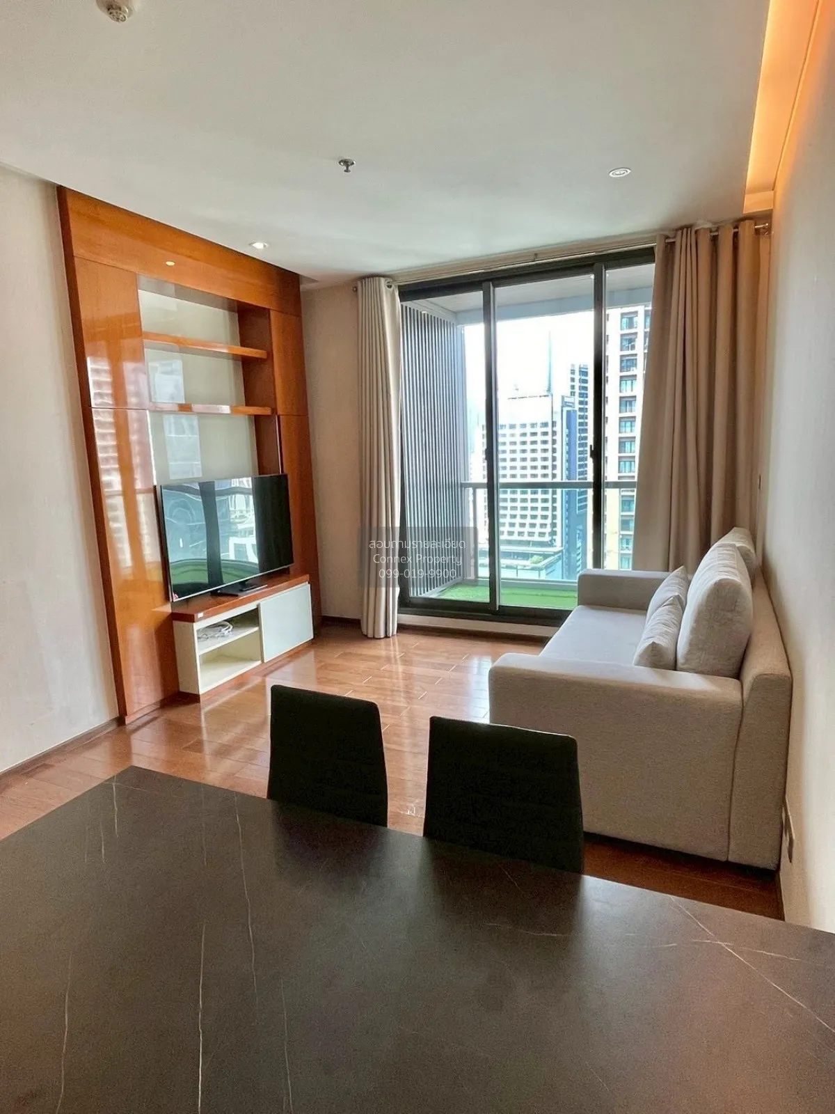 2 Bedroom condo in The Address Sukhumvit 28