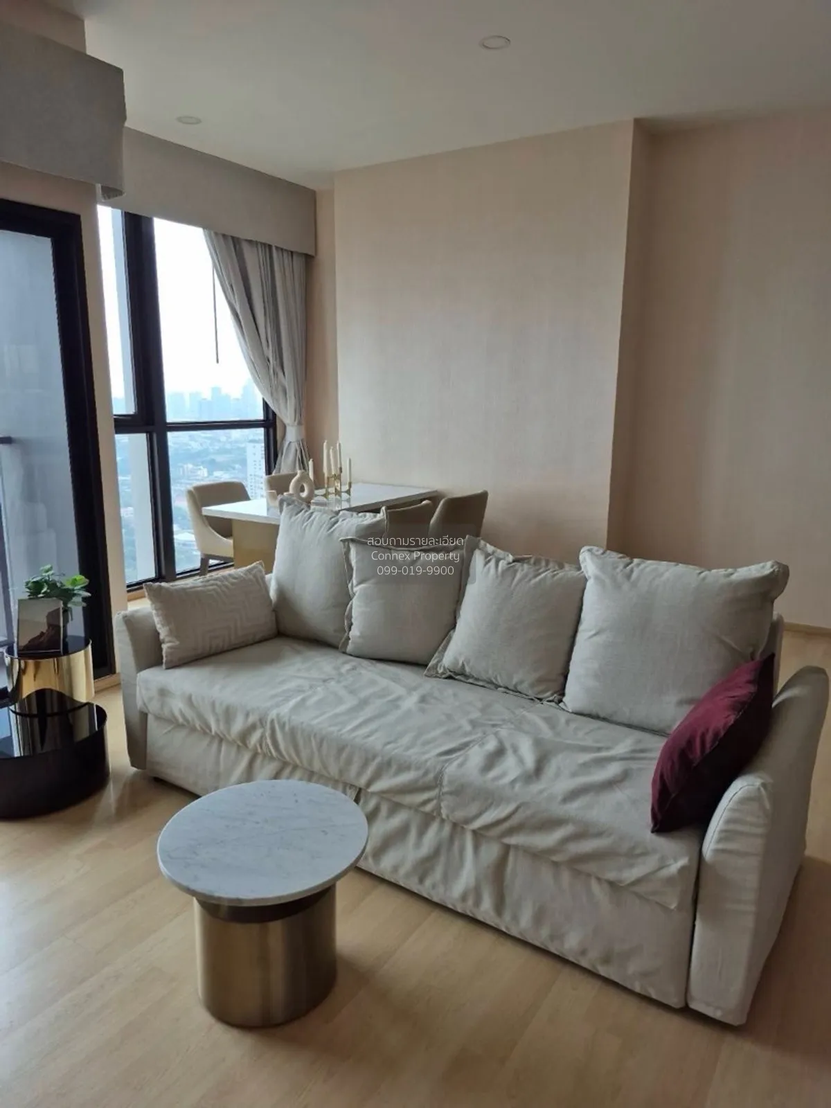 2 Bedroom condo in Park Origin Thonglor