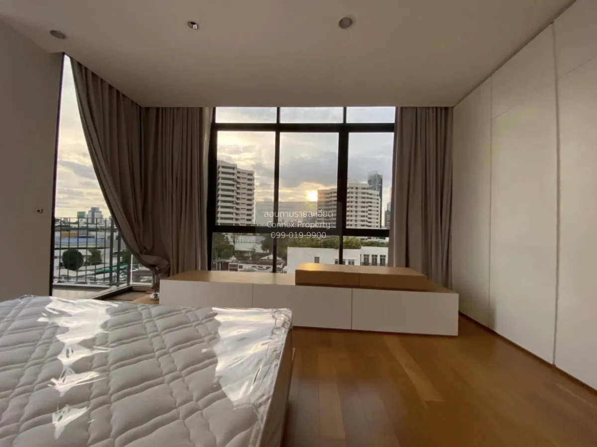 4 Bedroom condo in Vana Residence Sukhumvit 26