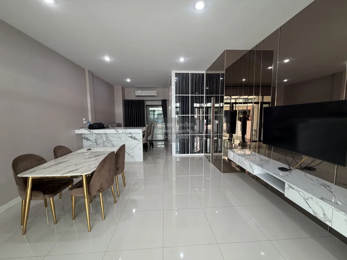 3 Bedroom condo in Cordiz at Udomsuk