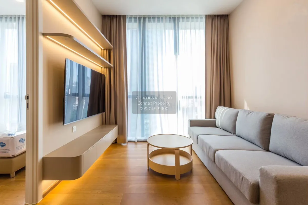 2 Bedroom condo in Wish Signature II Midtown Siam