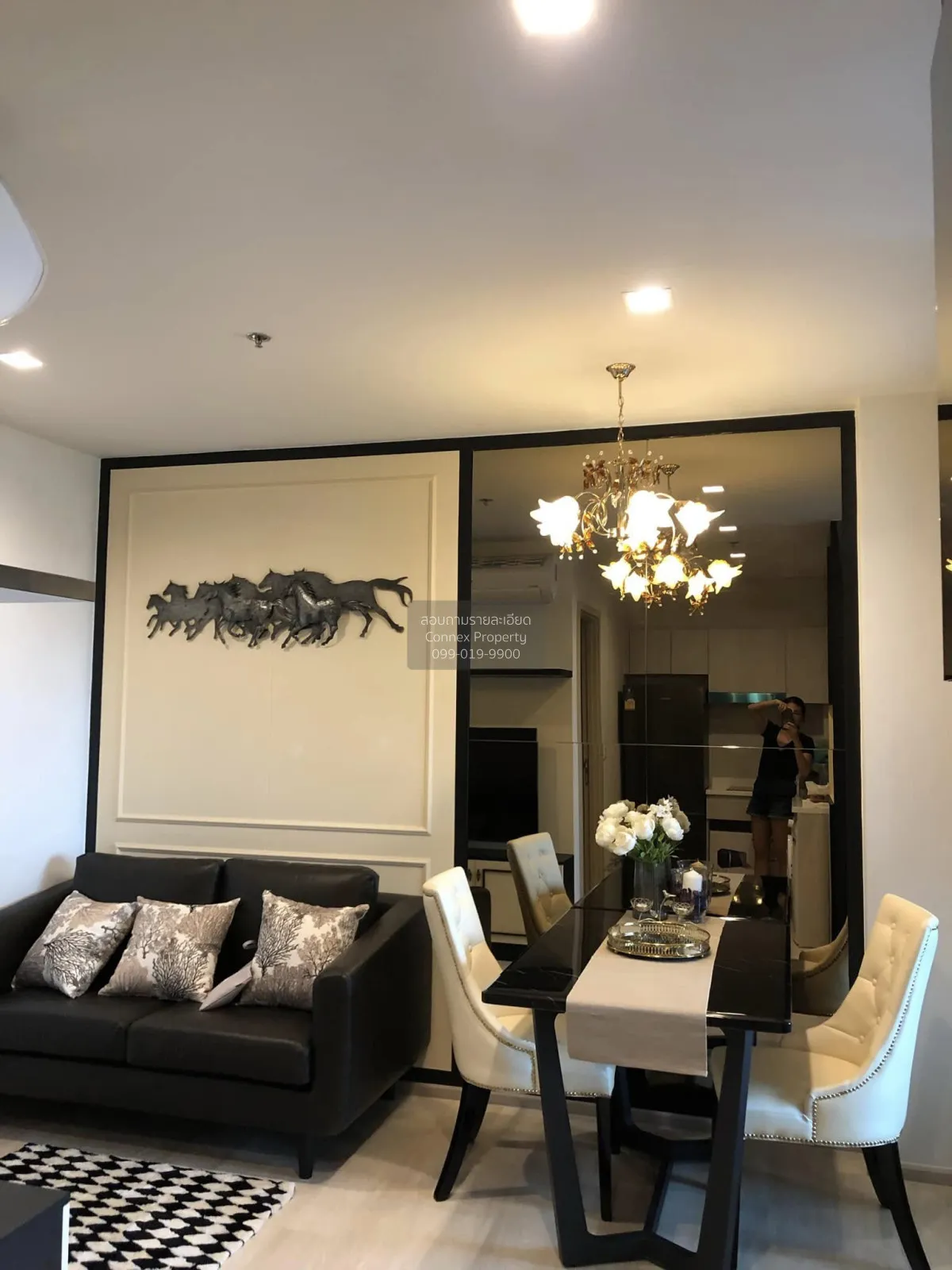 1 Bedroom condo in Life One Wireless