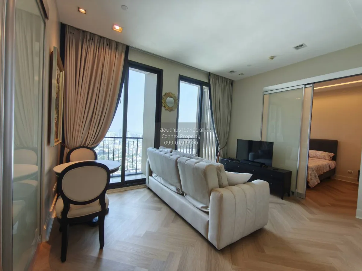 2 Bedroom condo in Equinox Phahol Vibha