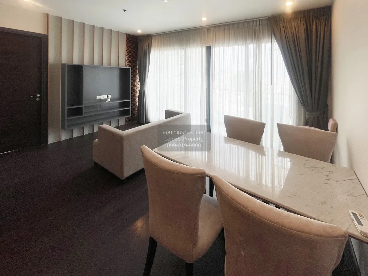 2 Bedroom condo in C Ekkamai