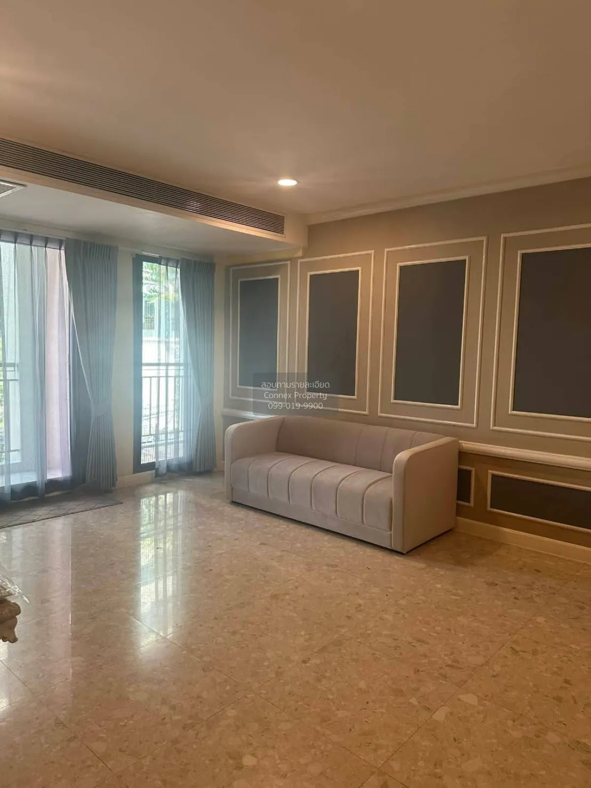 2 Bedroom condo in The Crest Ruamrudee