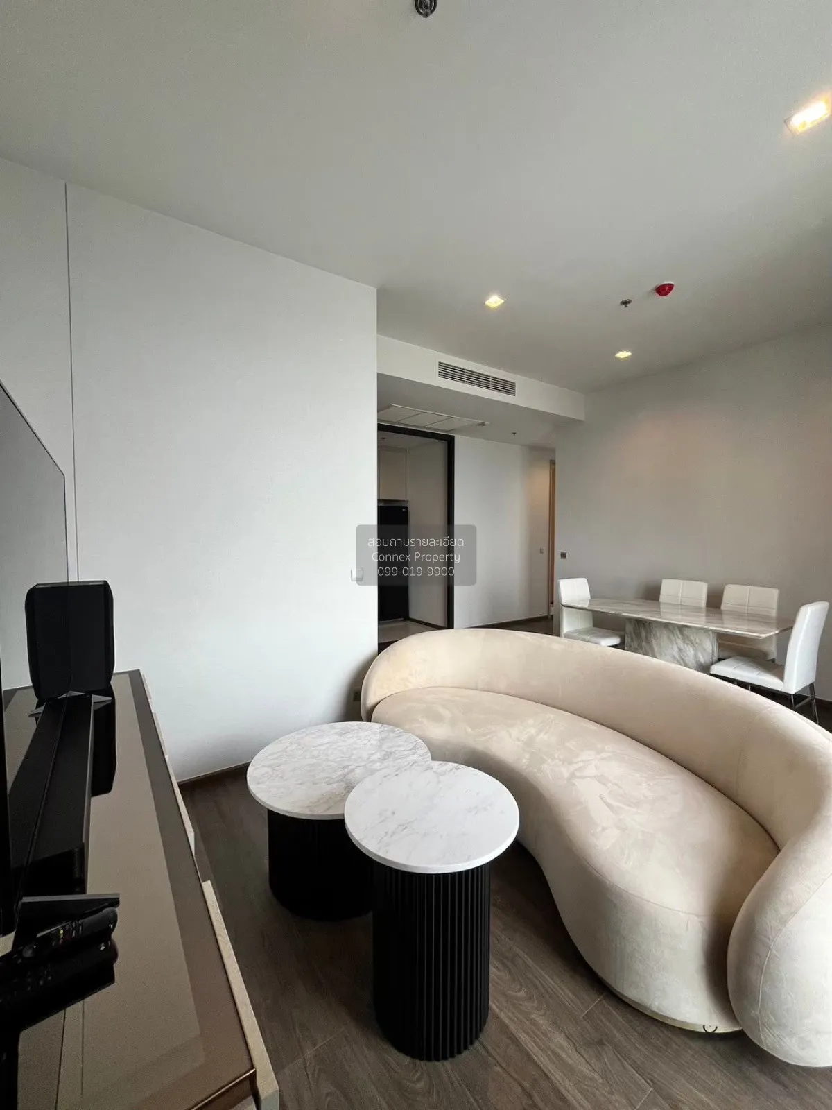 2 Bedroom condo in The Address Siam-Ratchathewi