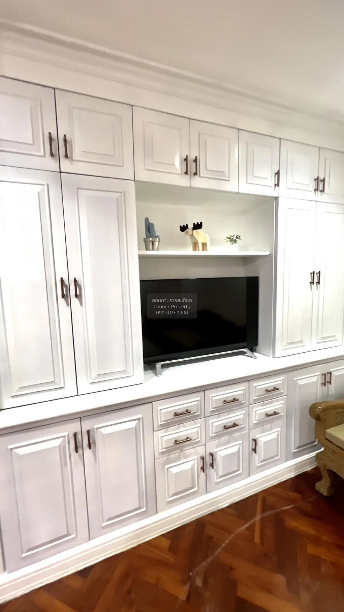 3 Bedroom condo in Modern Town