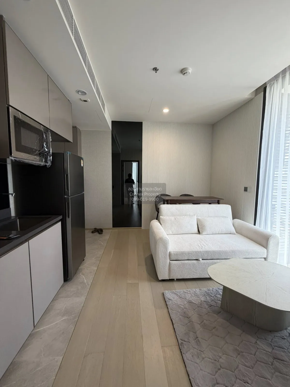 1 Bedroom condo in The Extro Phayathai-Rangnam