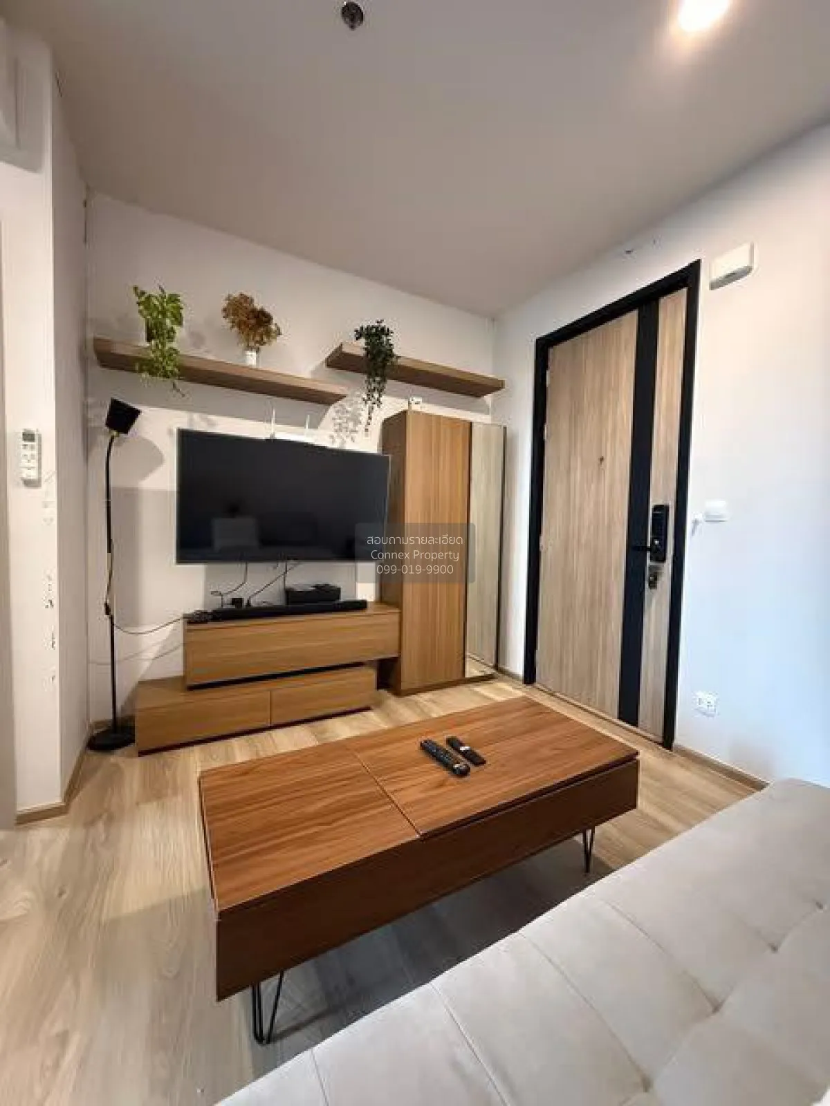 1 Bedroom condo in Oka Haus Sukhumvit 36