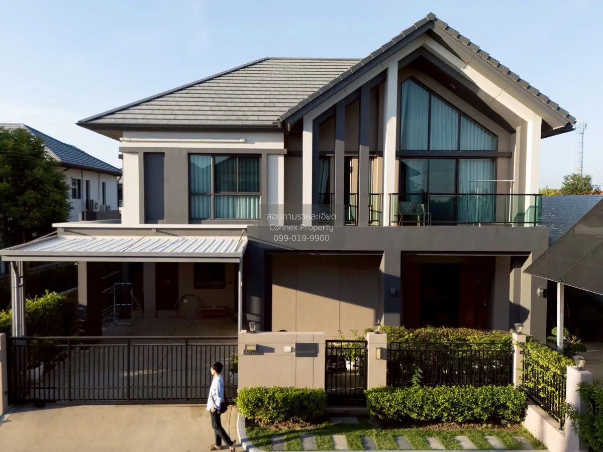 3 Bedroom condo in Bangkok Boulevard Rama 9