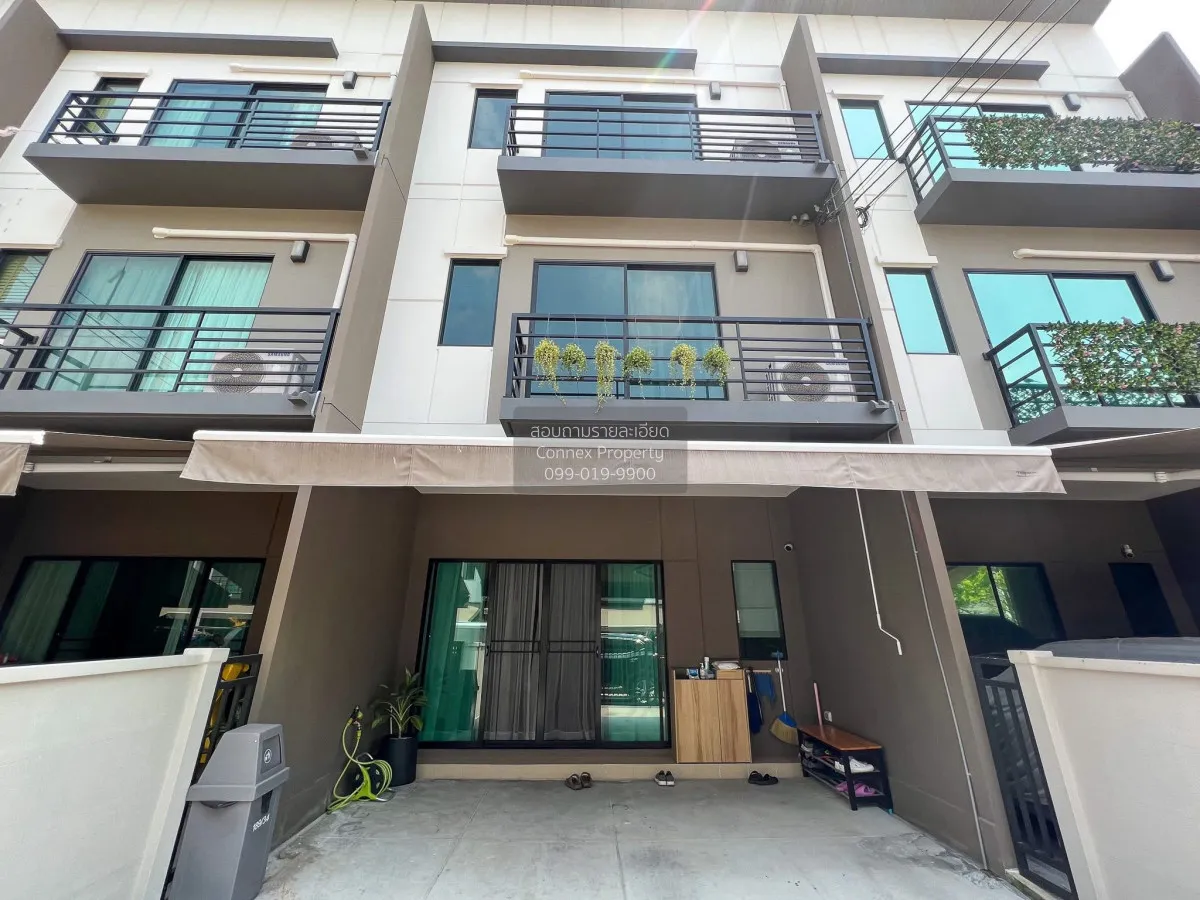 3 Bedroom condo in Premium Place Phaholyothin-Ramintra