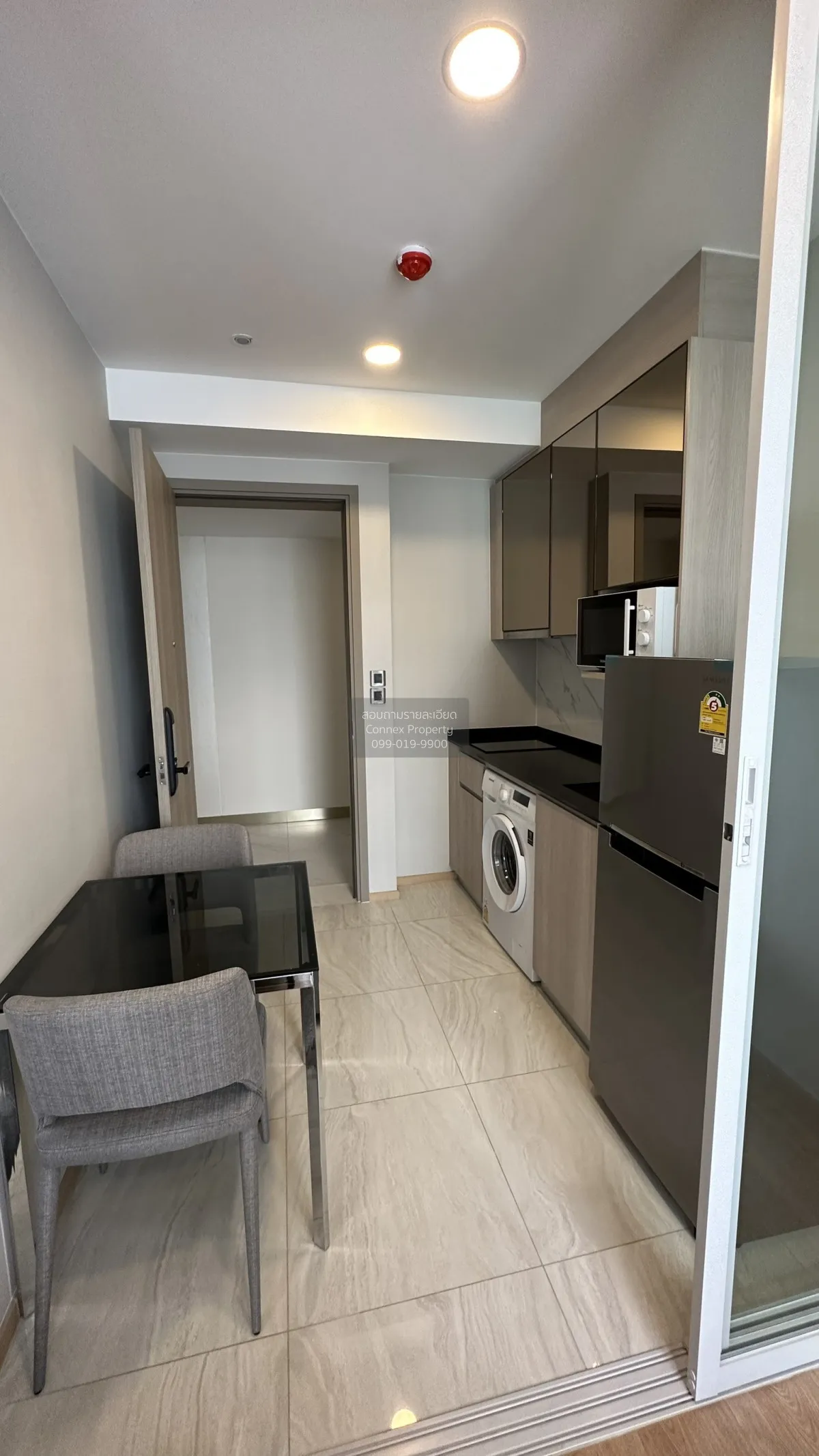 1 Bedroom condo in Chewathai Residence Thonglor