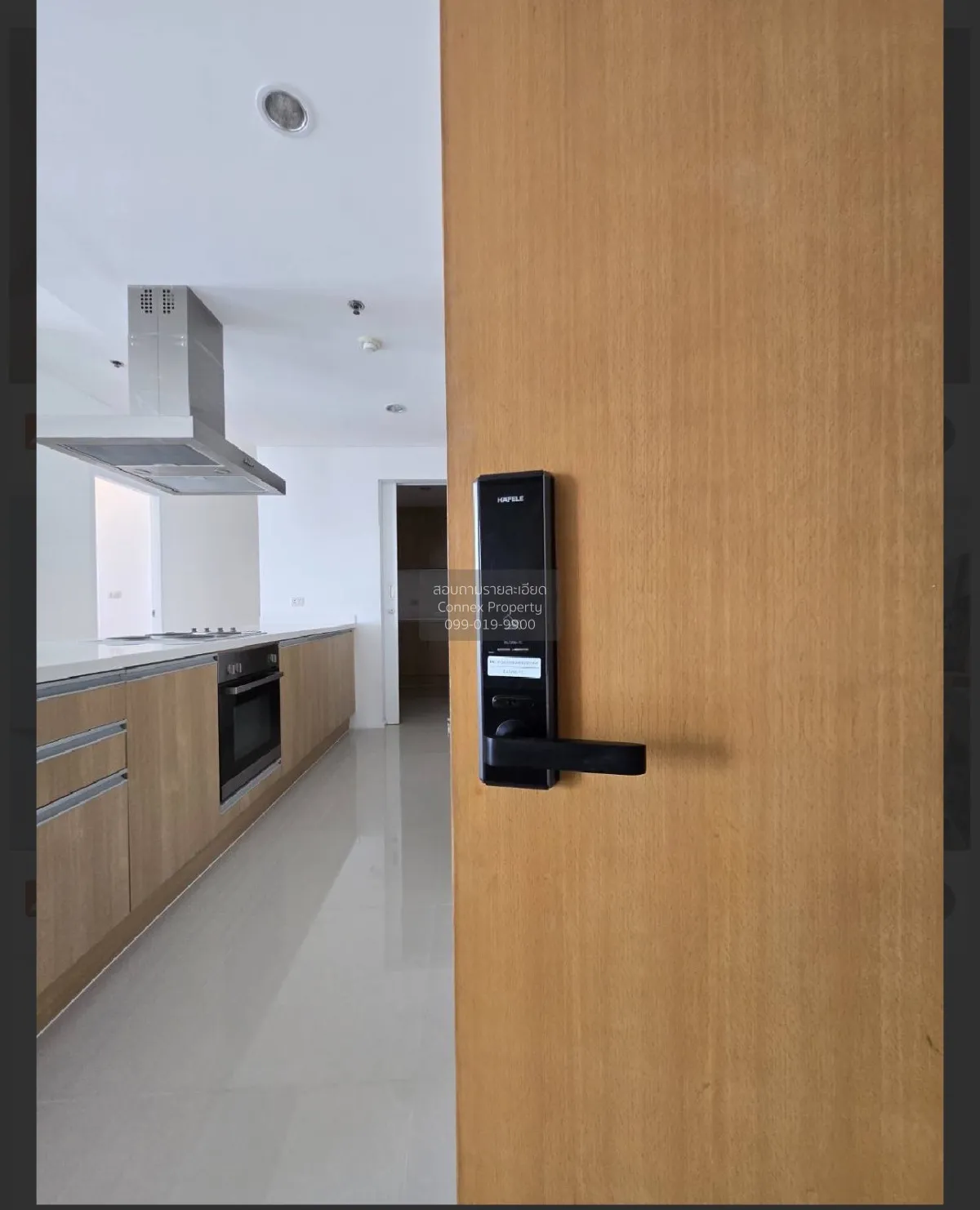 4 Bedroom condo in Villa Asoke