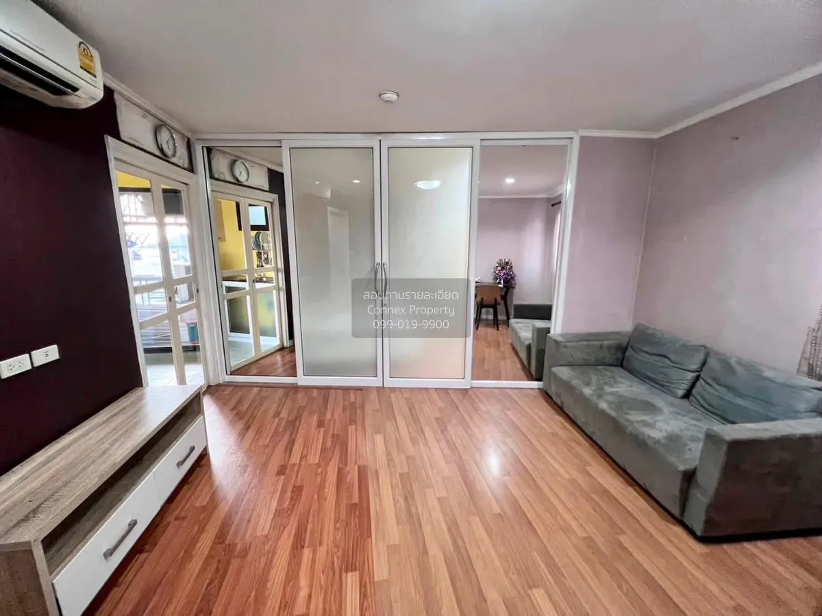 1 Bedroom condo in Lumpini Place Narathiwas 24