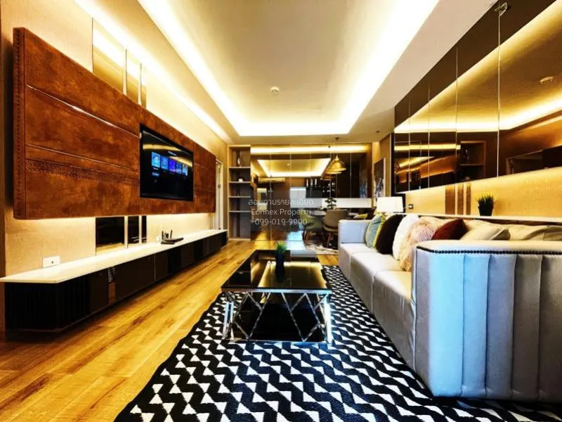 2 Bedroom condo in Supalai Park Ekkamai-Thonglor