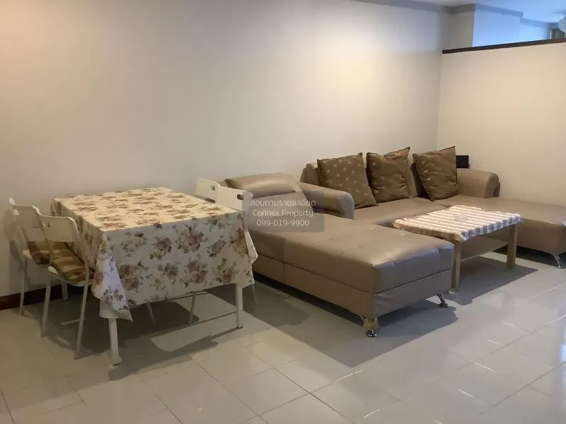 2 Bedroom condo in Supalai Place Sukhumvit 39