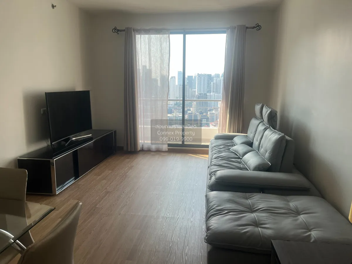 2 Bedroom condo in Supalai Place Sukhumvit 39