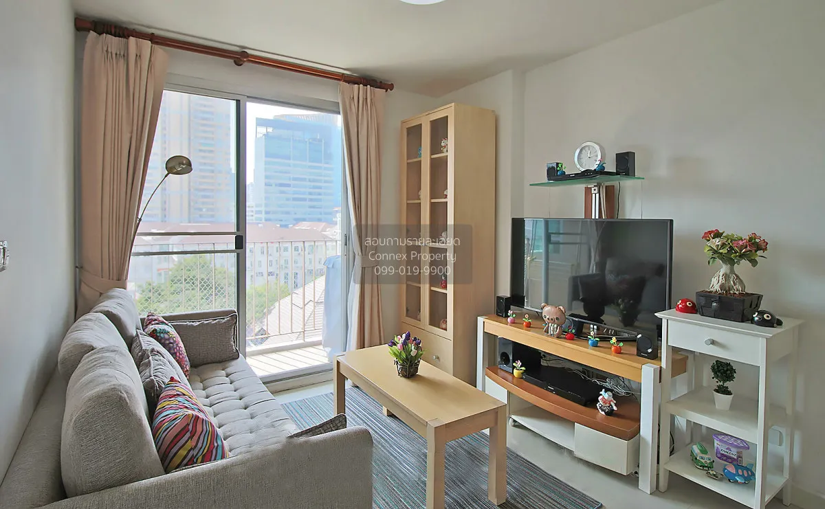 1 Bedroom condo in The Clover Thonglor Residence