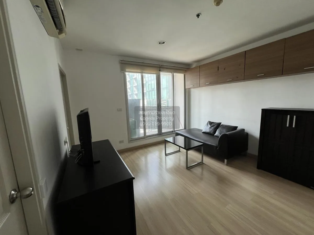 2 Bedroom condo in Life @ Sathorn 10