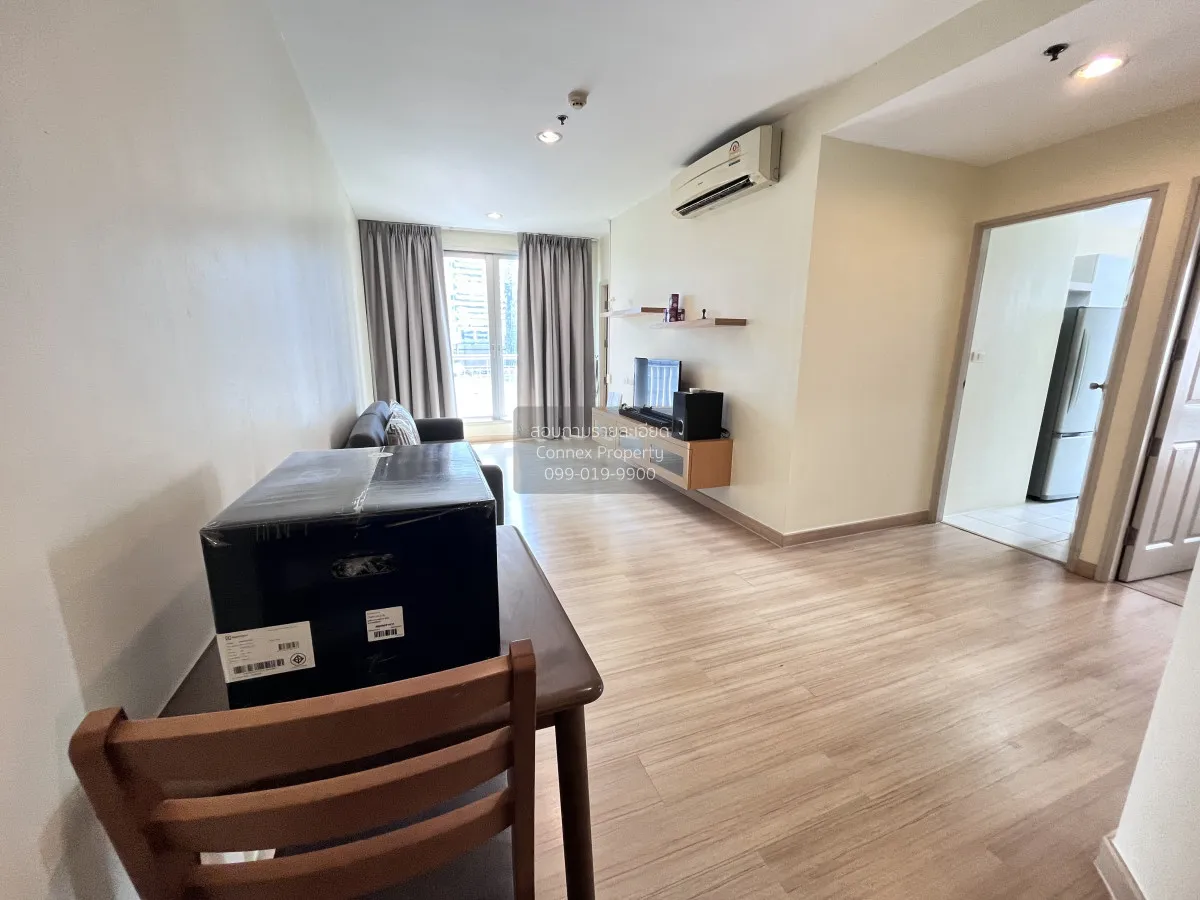2 Bedroom condo in Life @ Sathorn 10