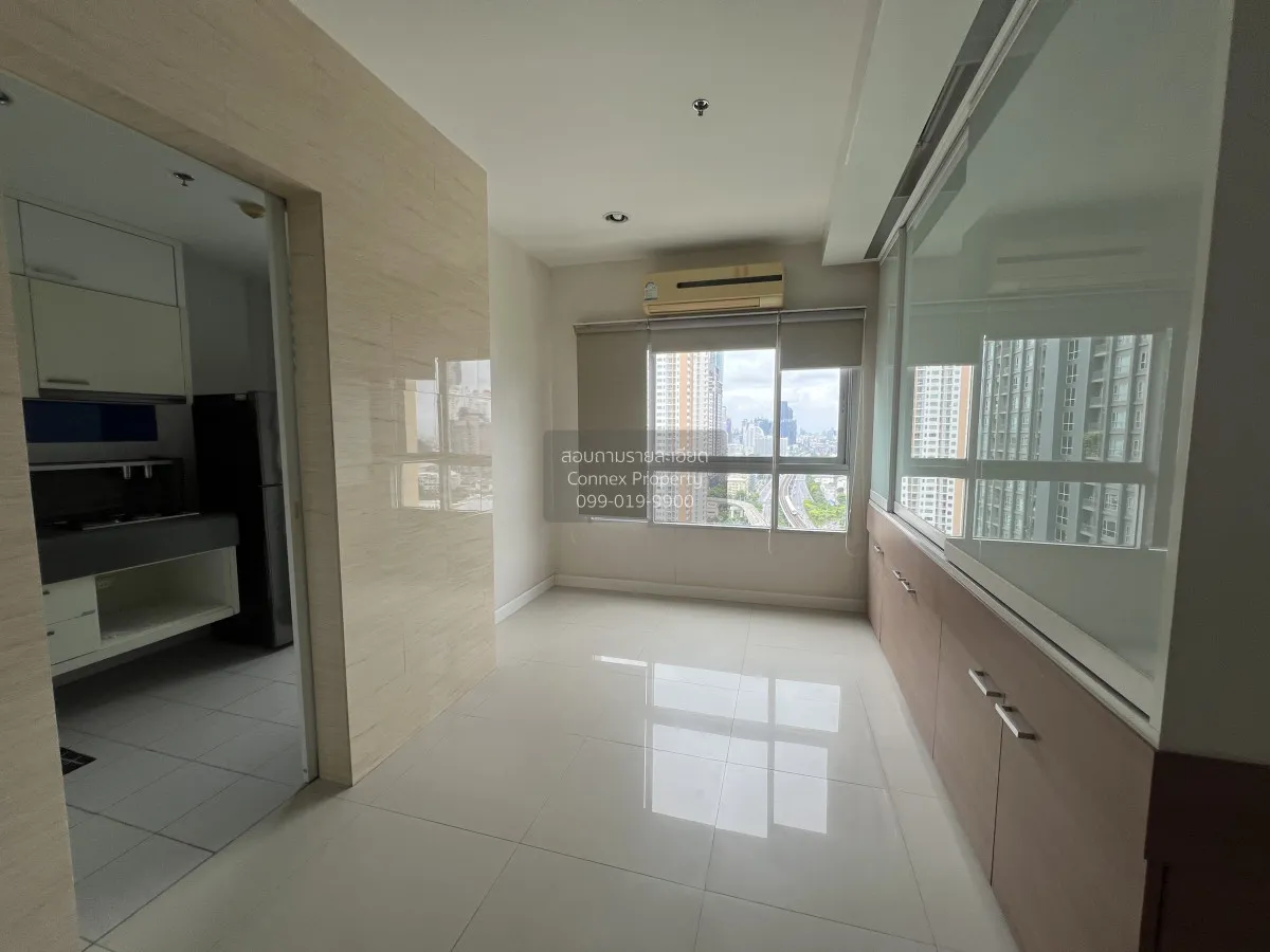2 Bedroom condo in Q House Condo Sathorn