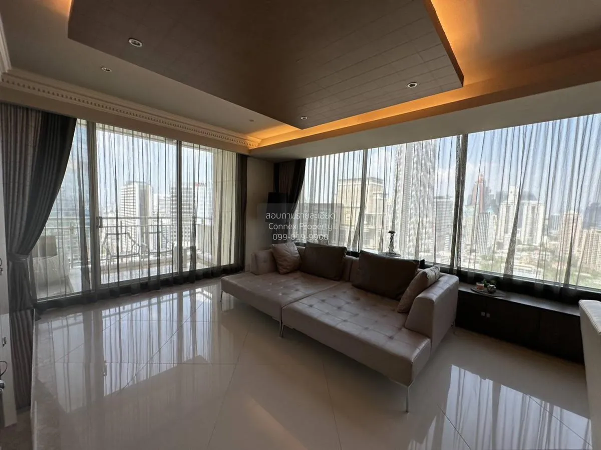 3 Bedroom condo in The Empire Place