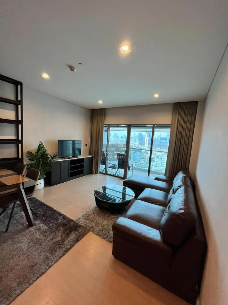 2 Bedroom condo in The Room Charoenkrung 30