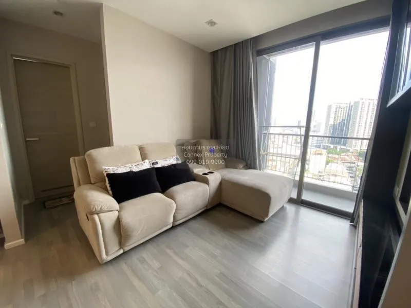 2 Bedroom condo in The Room Sathorn-St.Louis
