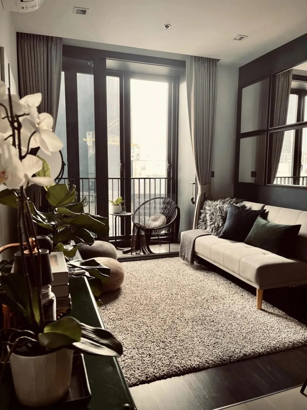 2 Bedroom condo in The Line Asoke-Ratchada