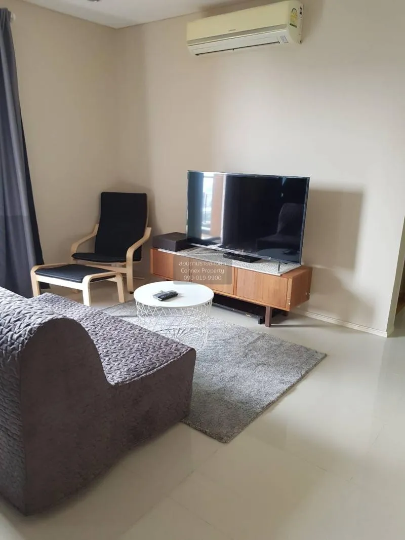 2 Bedroom condo in Villa Asoke