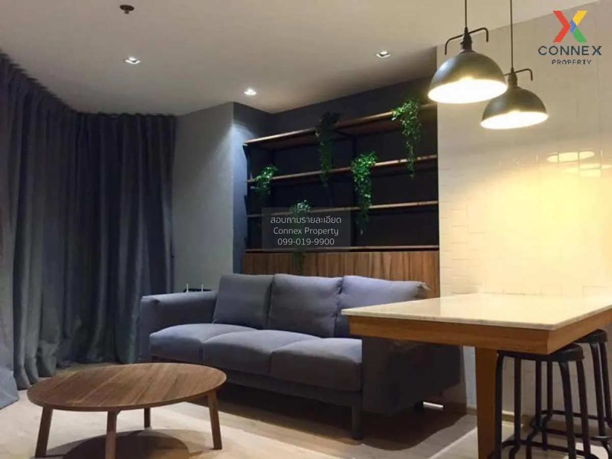 2 Bedroom condo in Baan Paholyothin Place condominium