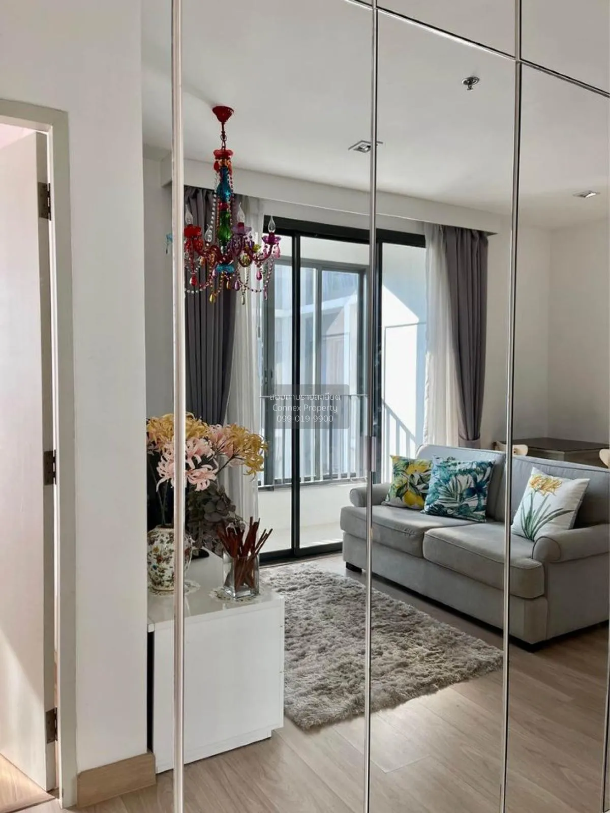 2 Bedroom condo in IDEO Mobi Phaya Thai