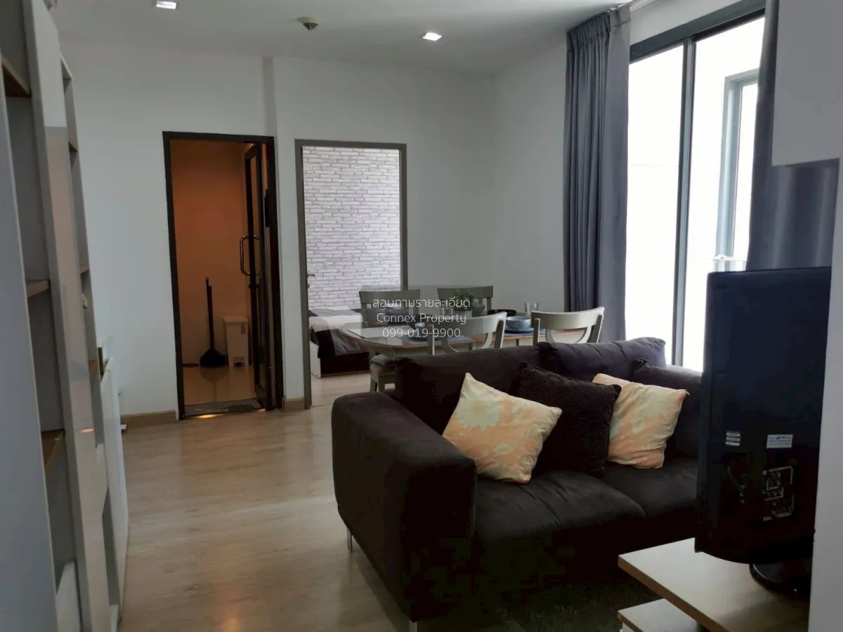 2 Bedroom condo in IDEO Mobi Phaya Thai