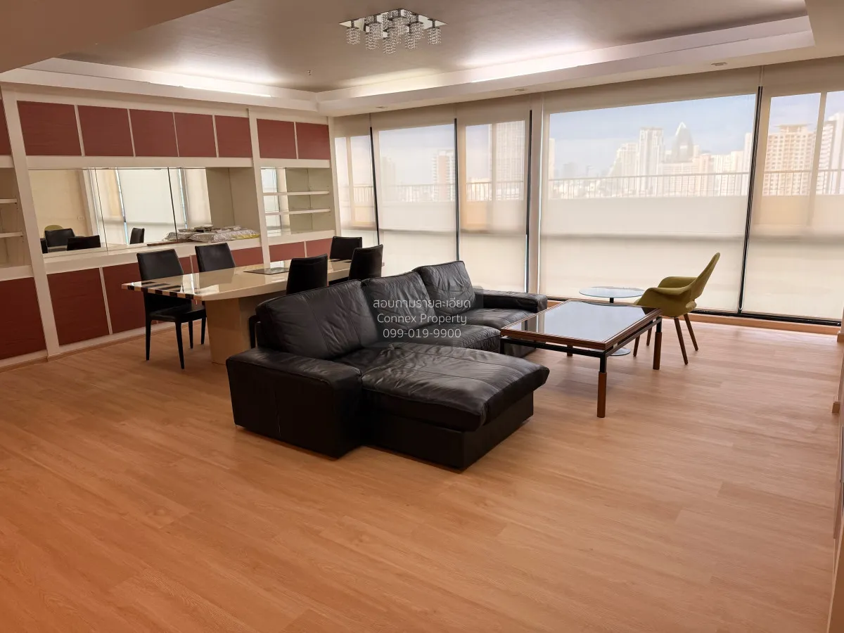 3 Bedroom condo in Noble Reflex
