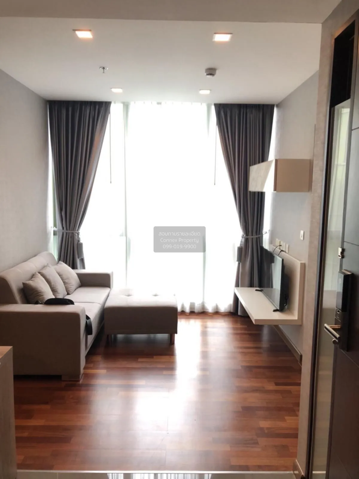 1 Bedroom condo in Wish Signature Midtown Siam