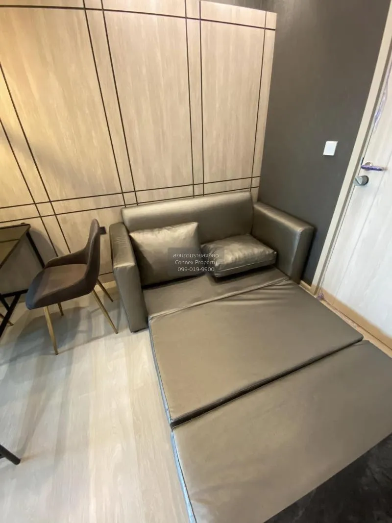 1 Bedroom condo in Life One Wireless